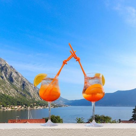 Sea Star Luxury Apartment Kotor Exteriör bild