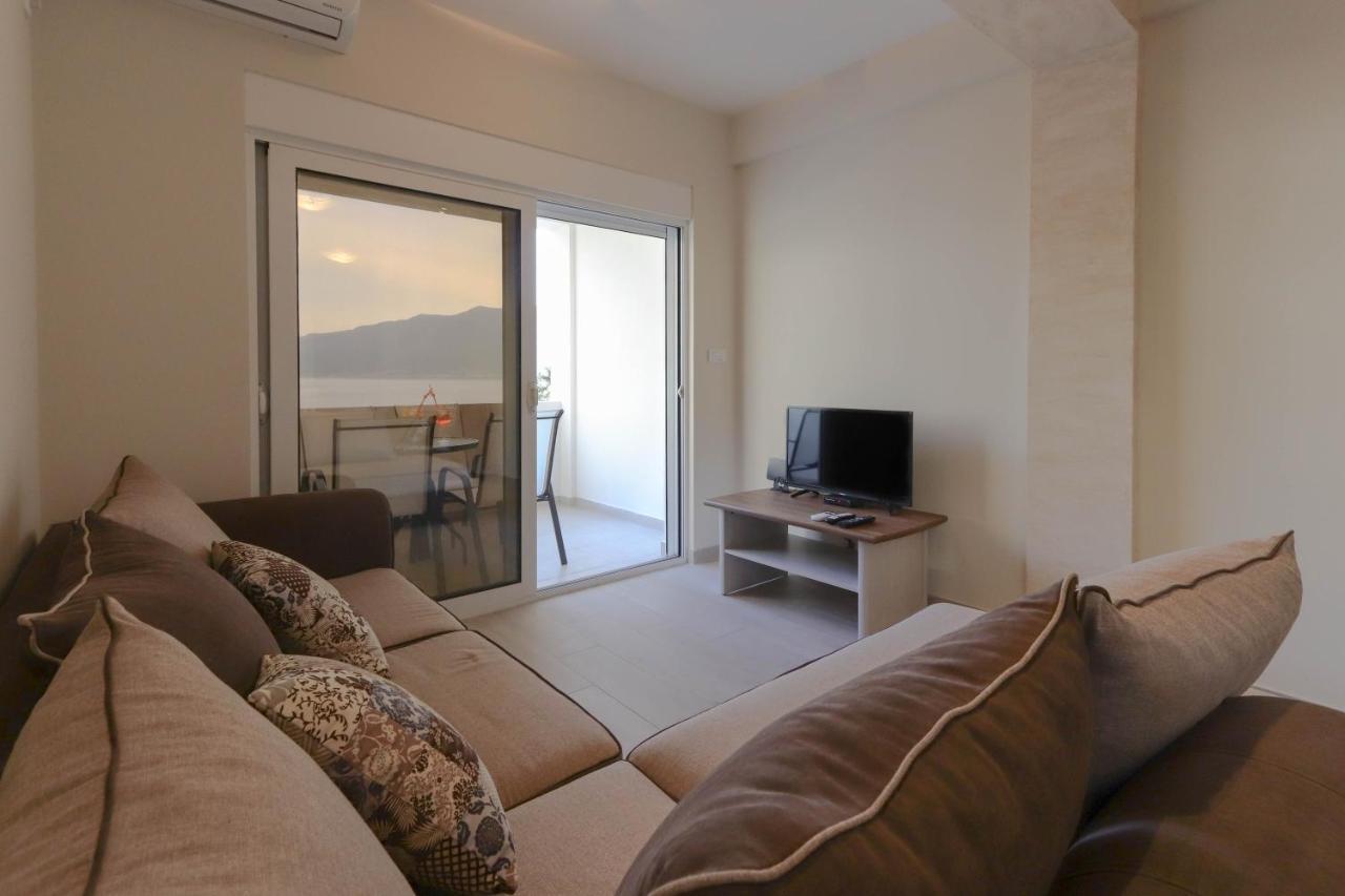 Sea Star Luxury Apartment Kotor Exteriör bild