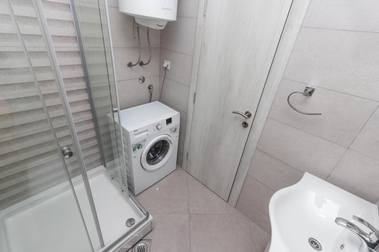 Sea Star Luxury Apartment Kotor Exteriör bild